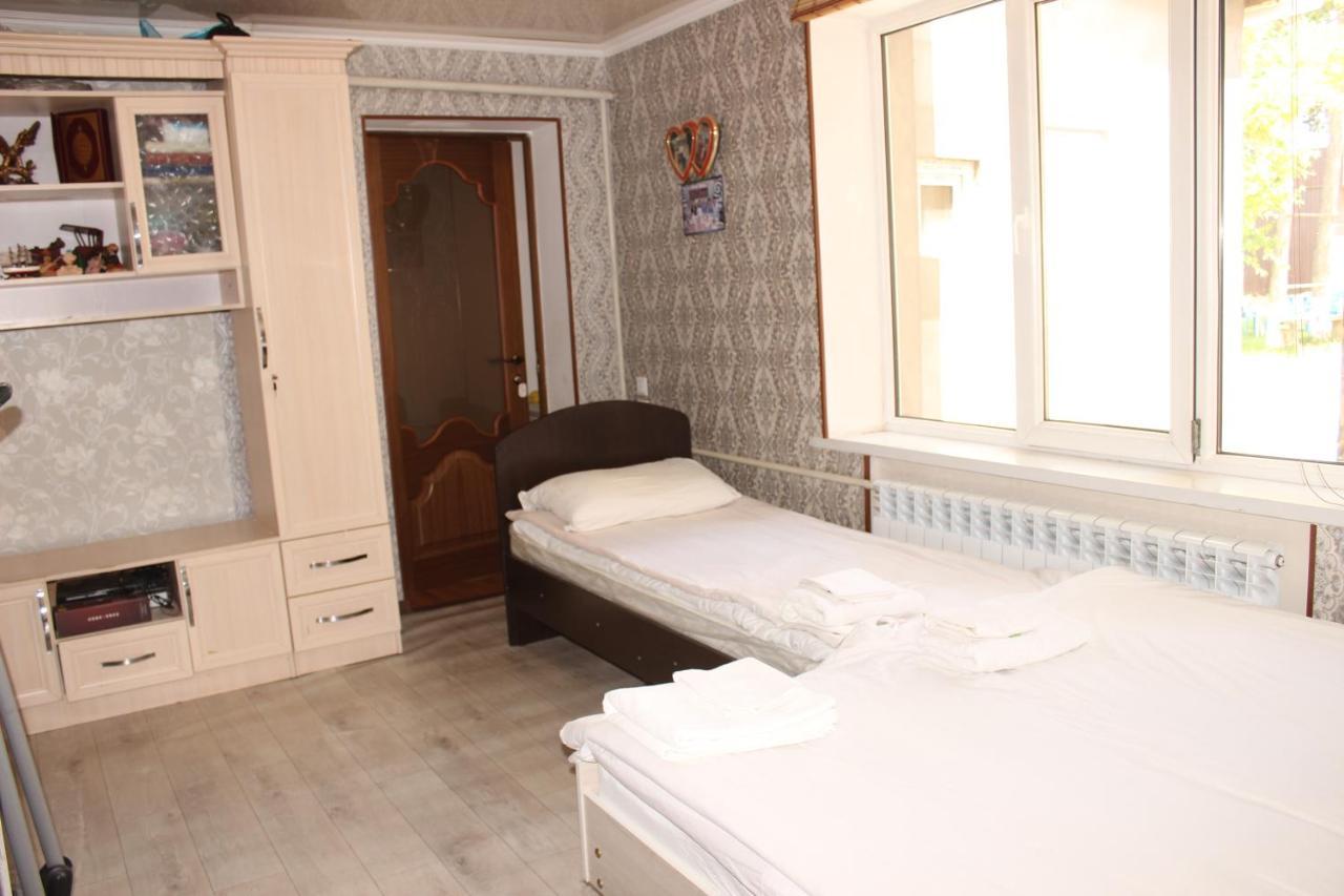 Guest House Jamal Naryn ภายนอก รูปภาพ