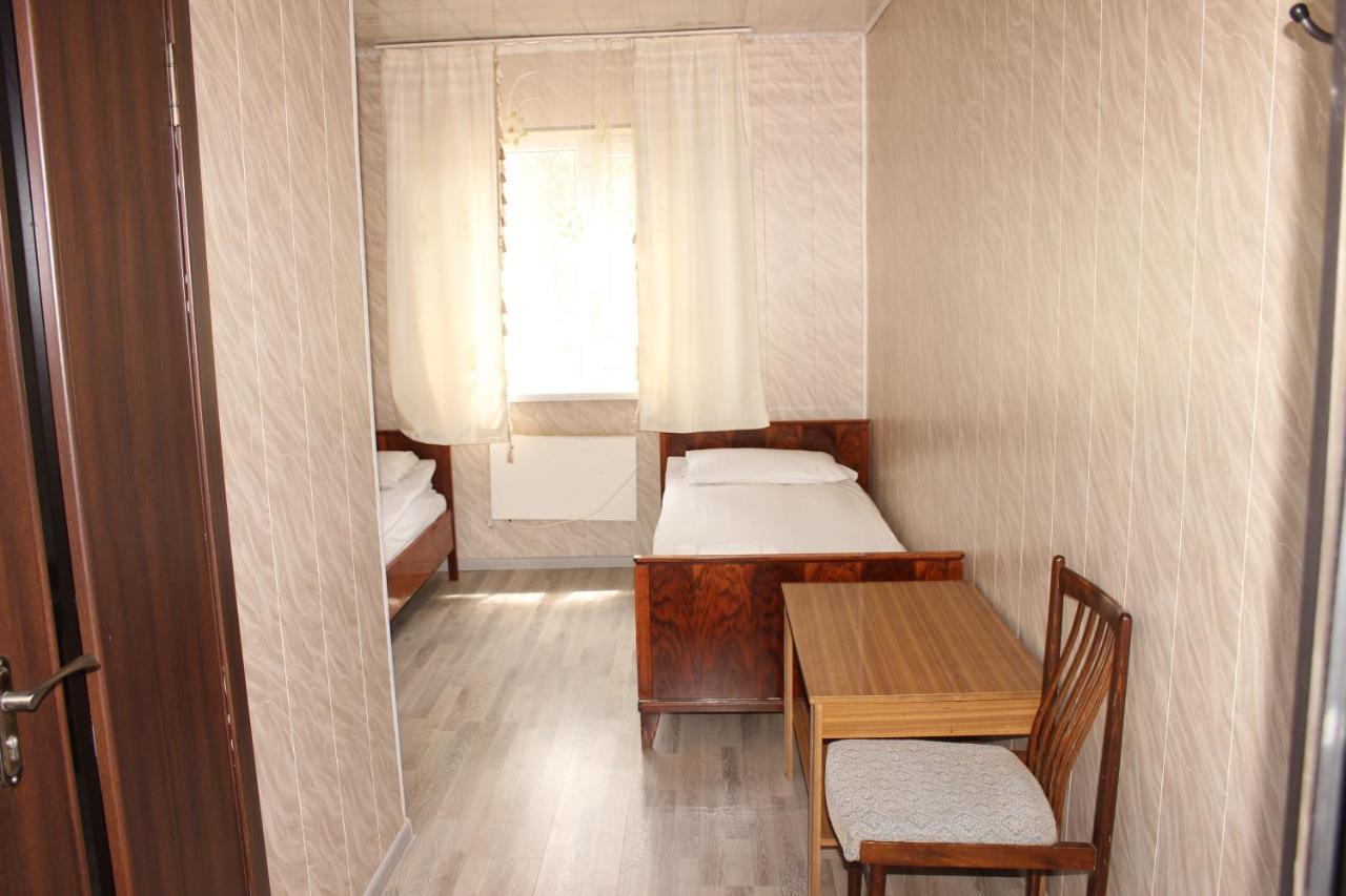 Guest House Jamal Naryn ภายนอก รูปภาพ