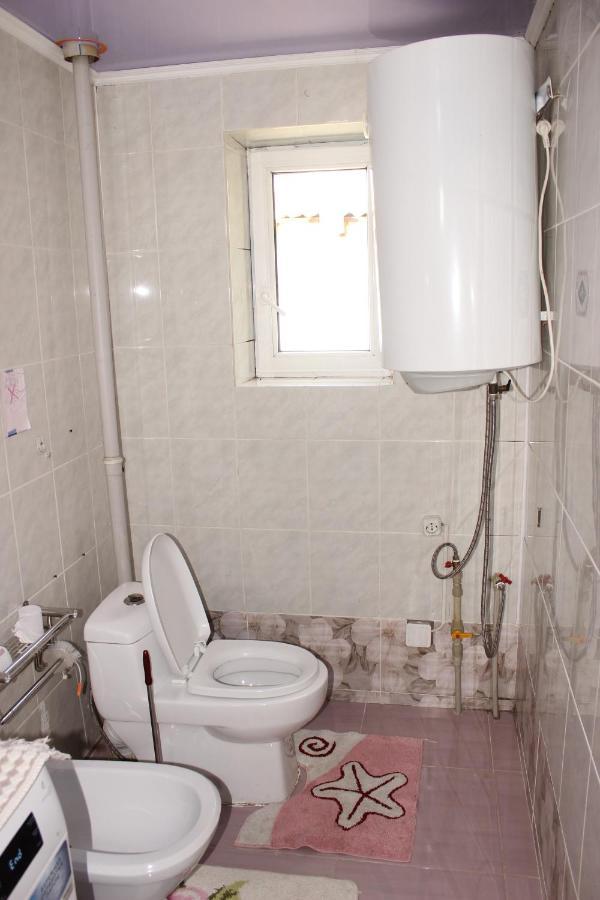 Guest House Jamal Naryn ภายนอก รูปภาพ