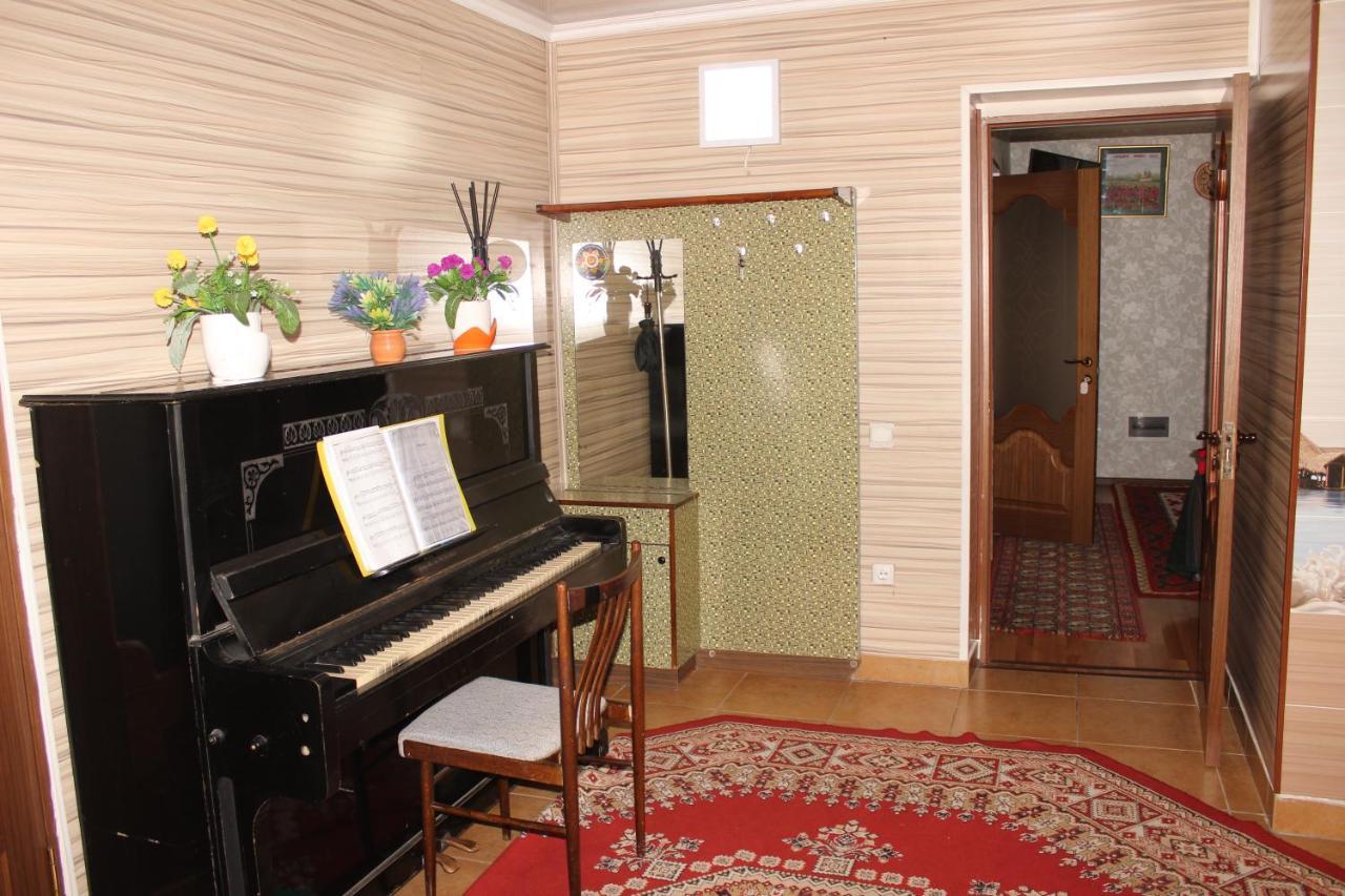 Guest House Jamal Naryn ภายนอก รูปภาพ