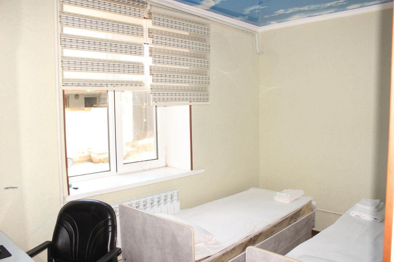 Guest House Jamal Naryn ภายนอก รูปภาพ